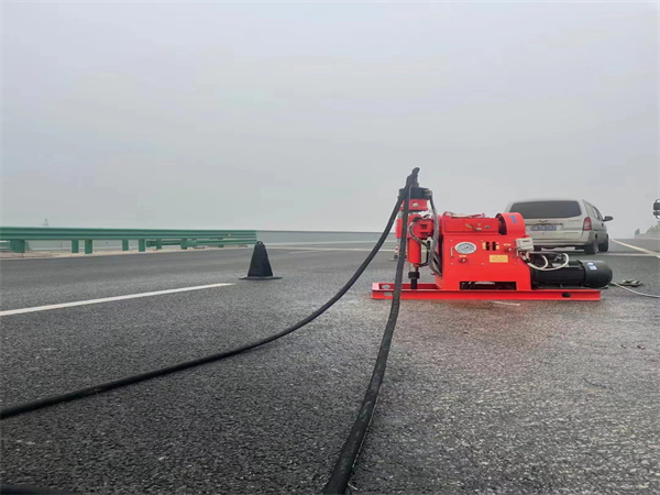 建湖马路路基路面开裂下沉注浆加固灌浆