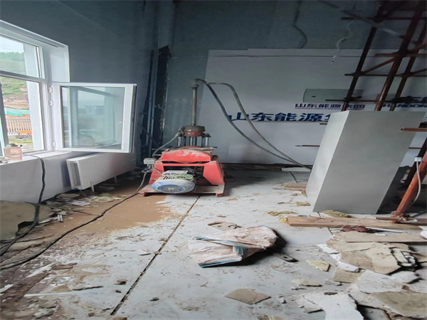 建湖地基基础下沉墙体裂缝加固注浆顶升施工